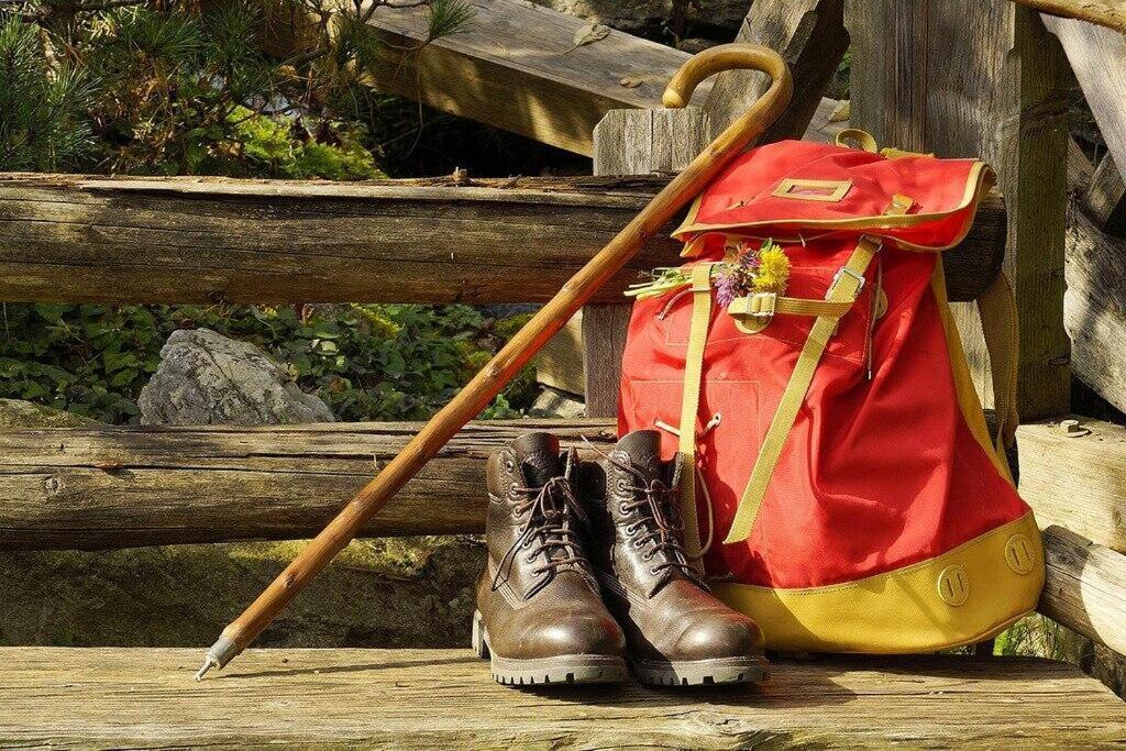 Вілла Diese Einfache Unterkunft- Bergheimat Ist Nur Fuer Backpacker- Rucksacktouristen Und Radfahrer - Huettenfeeling Im Backpackerhoues- Ganz Einfach - Ganz Unkompliziert - Ganz Relaxd Linthal Екстер'єр фото