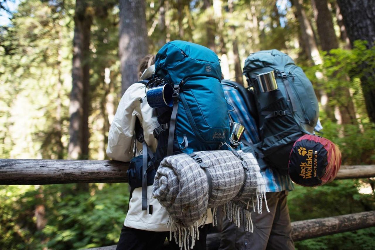Вілла Diese Einfache Unterkunft- Bergheimat Ist Nur Fuer Backpacker- Rucksacktouristen Und Radfahrer - Huettenfeeling Im Backpackerhoues- Ganz Einfach - Ganz Unkompliziert - Ganz Relaxd Linthal Екстер'єр фото